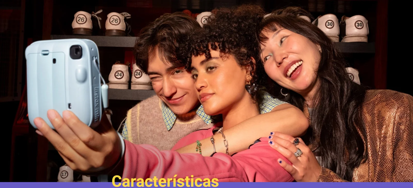 Selfie grupal con la Instax Mini 13
